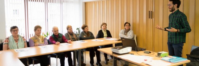  ‘Abuelos y Abuelas educadores’.