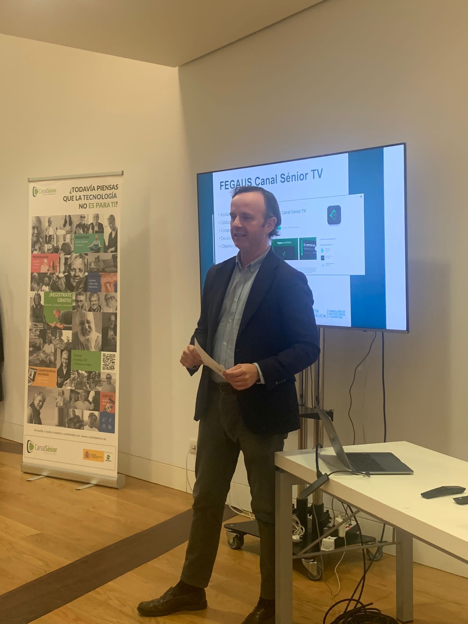 Antón Acevedo durante a presentación.