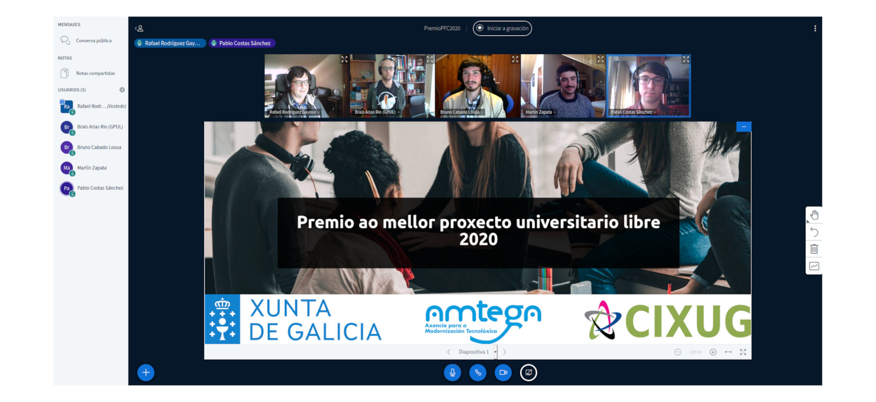 Entrega del premio al mejor proyecto universitario libre.