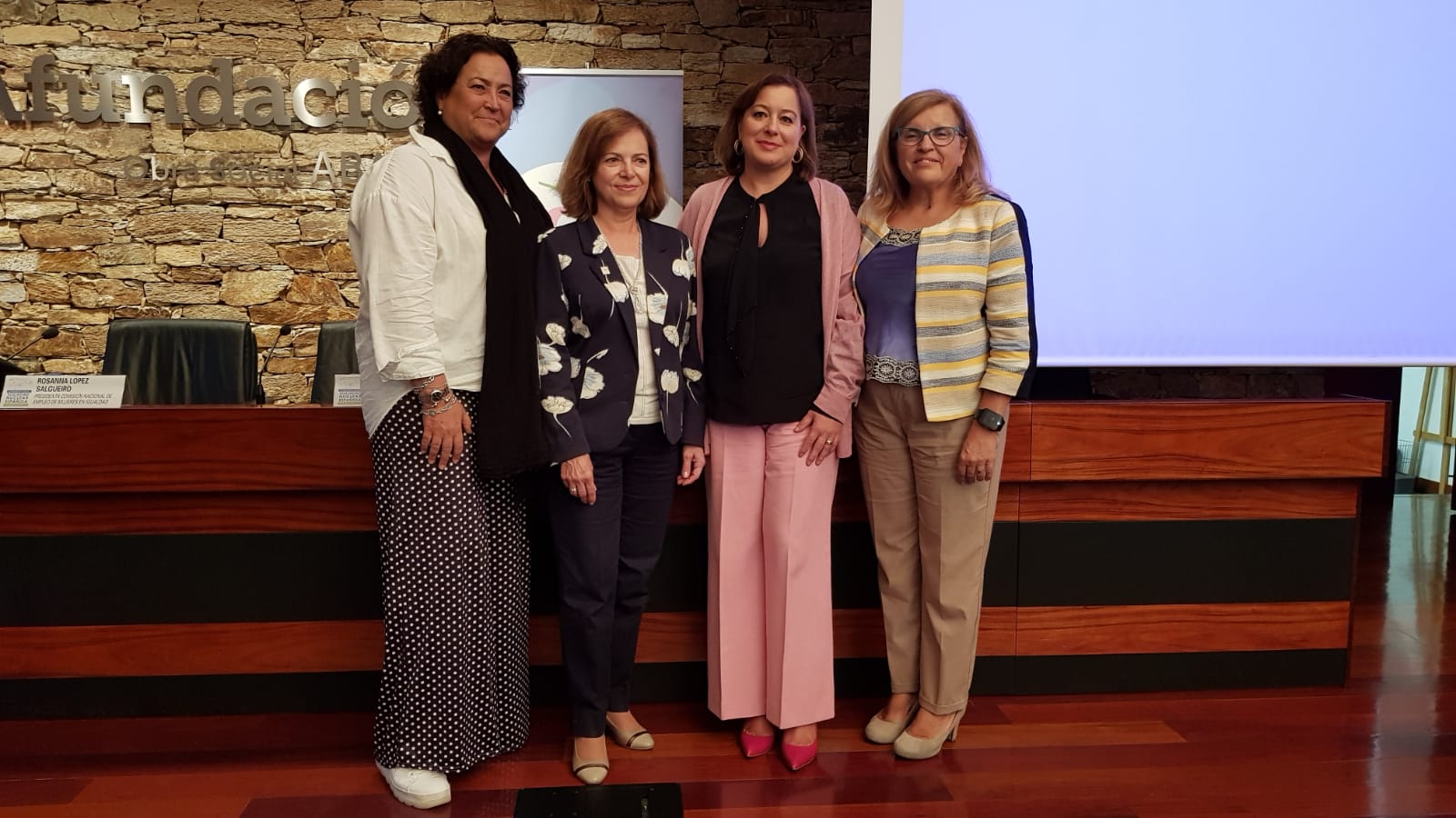 Relatoras da mesa redonda Muller, Ciencia e Igualdade.