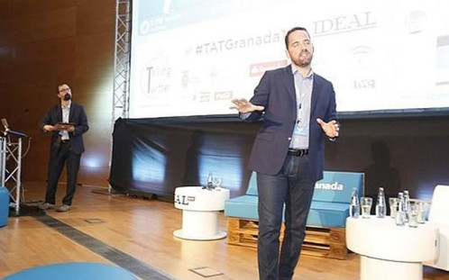 Uno de los ponentes en el congreso Talking About Twitter (TAT).