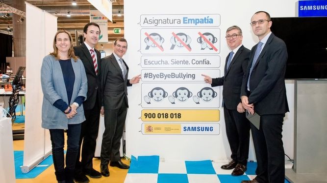 Samsung e o MECD presentan o proxecto 'Asignatura Empatía' contra o acoso escolar.