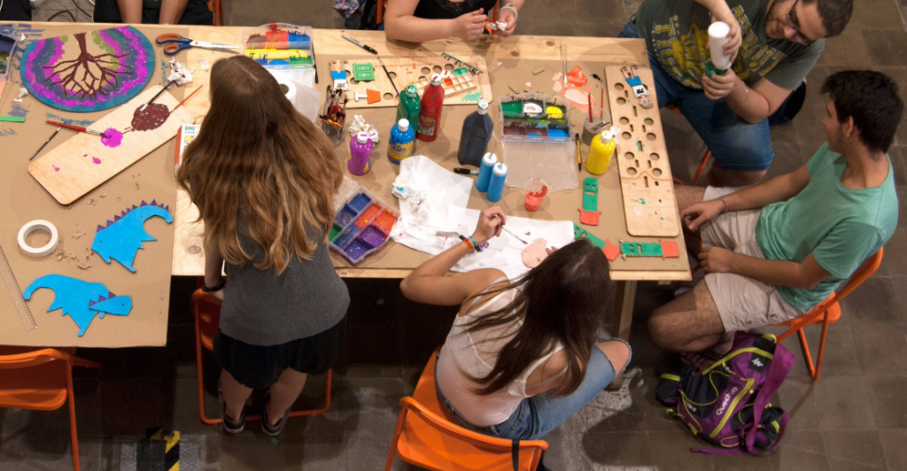 Participantes en una de las jornadas de formación de Breakers.