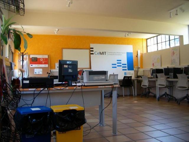 Aula CeMIT de Poio.