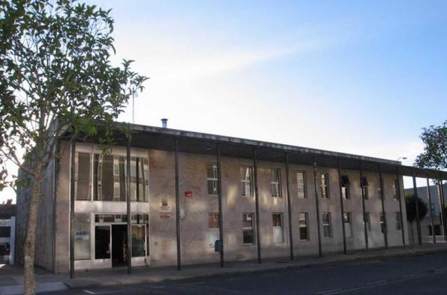 Exterior del Centro Sociocultural de Vite.