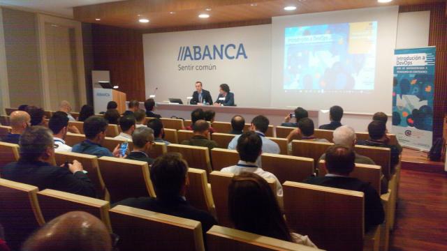 Momento de la jornada de introducción a DevOps organizada por el CPEIG.