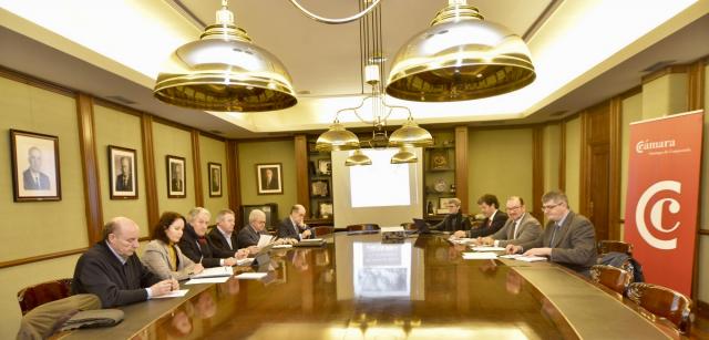 Encuentro en la Cámara de Comercio de Santiago.