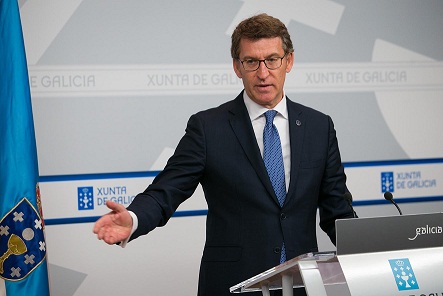 O presidente Feijóo durante a comparecencia.