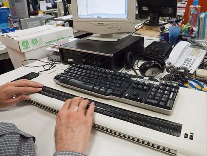 Equipo TIC adapatado a Braile