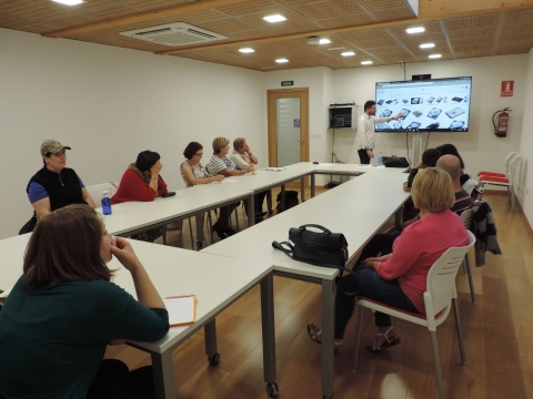 Curso de iniciación á informática.