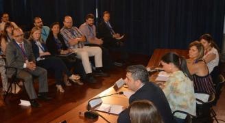 Arévalo e Soto, nunha reunión con colectivos asociativos.