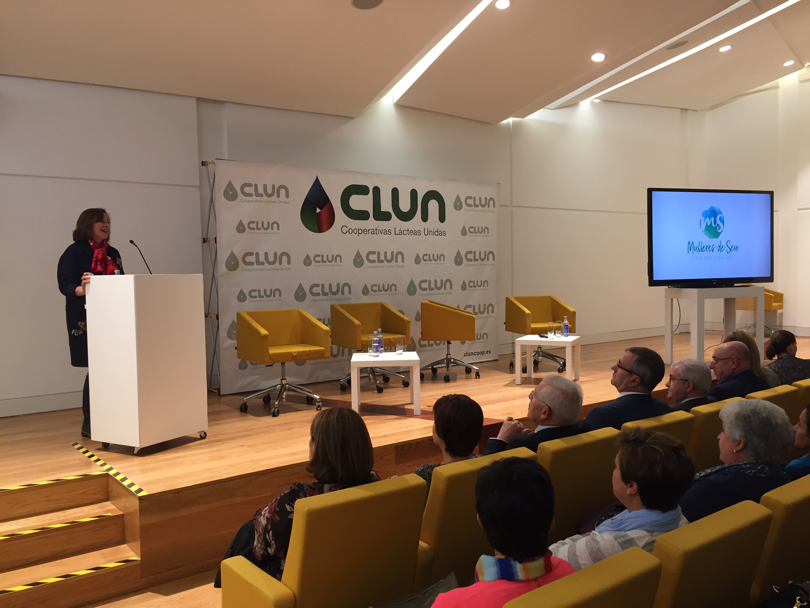 La secretaria general de la Igualdad, Susana López Abella participó en la Ciudad de la Cultura en las Jornadas Mujeres de por sí 