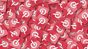 Logos de Pinterest sobre botones.