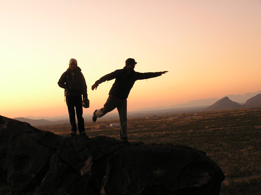 EmoPose detecta estados emocionais a partir de posturas corporais.