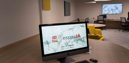 Sala con computadores.