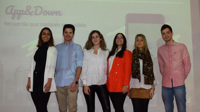 Equipo creador de la aplicación App&Down.