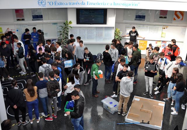 Competición de robots en la Uvigo.