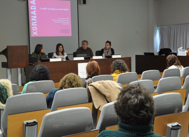 Un momento de la charla.