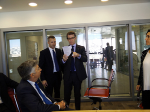Visita de Feijoo a OrCam.