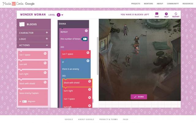Programación arrastrando bloques en Wonder Woman.