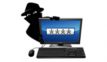 Intruso detrás dun PC.