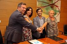Firma do convenio.