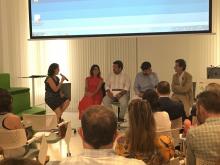 Mesa redonda con algúns dos participantes en BBVA Momentum.