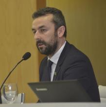 Fernando Suárez.