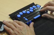 Lector de braille.