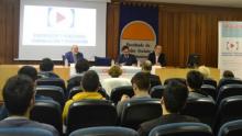 Momento de la conferencia.