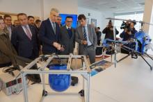 Visita de los conselleiros al por el aeroespacial de Galicia.
